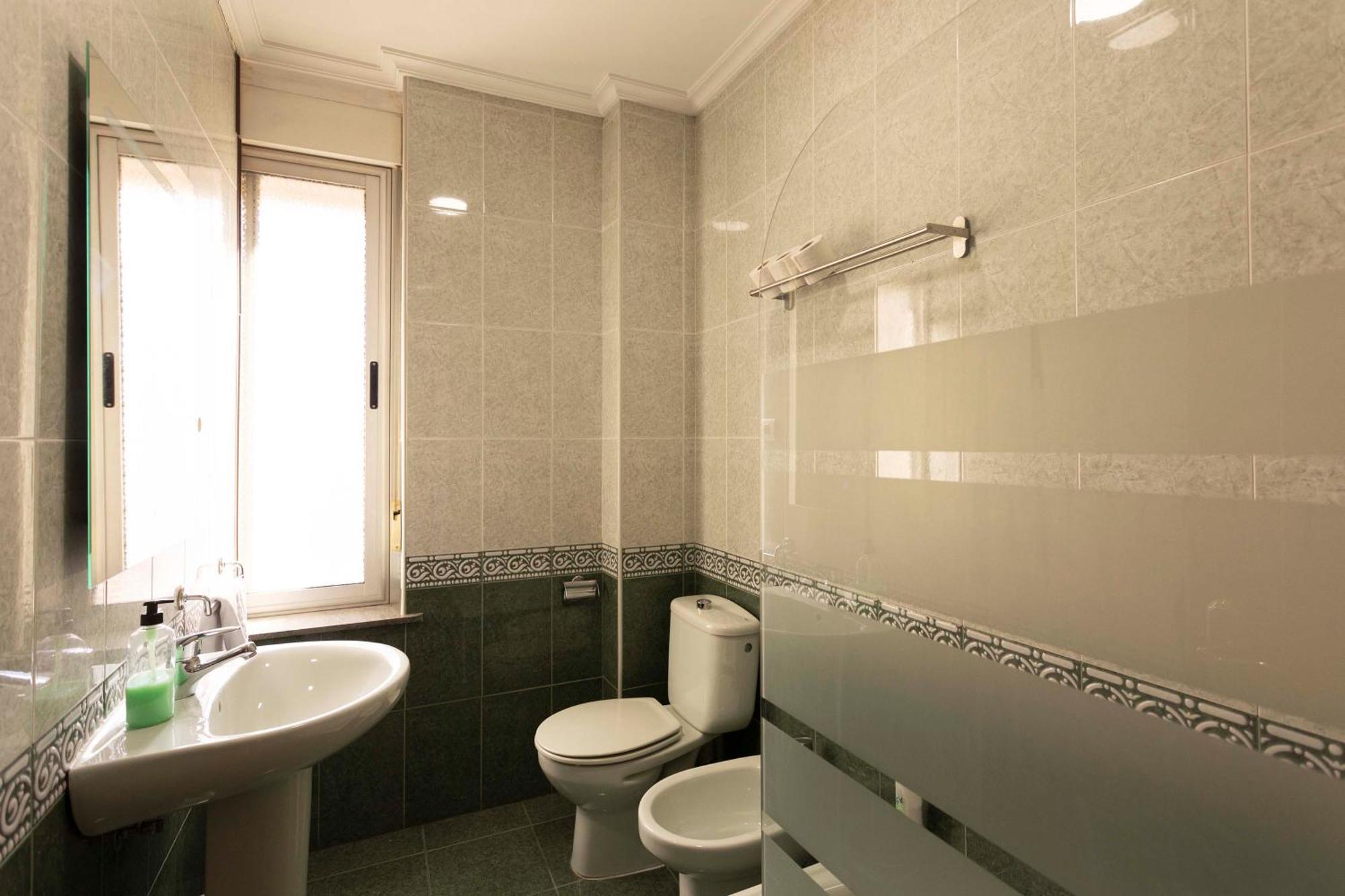Green Hostel Oviedo Ngoại thất bức ảnh